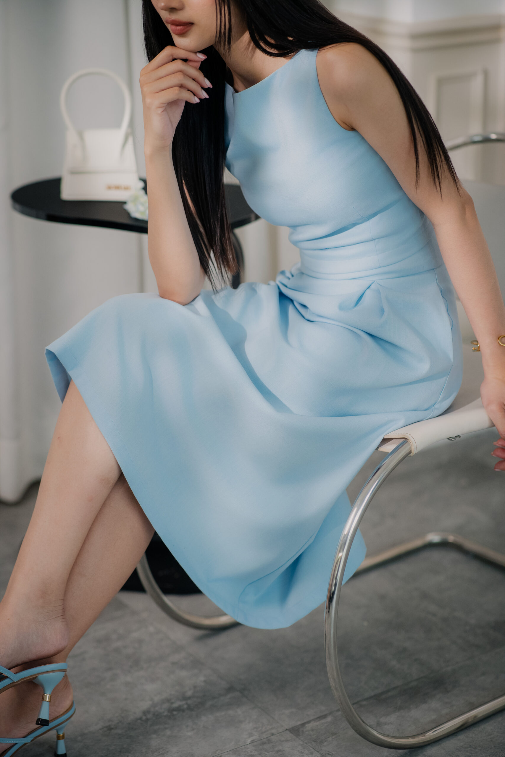 Linen Sleeveless Top | Baby blue
