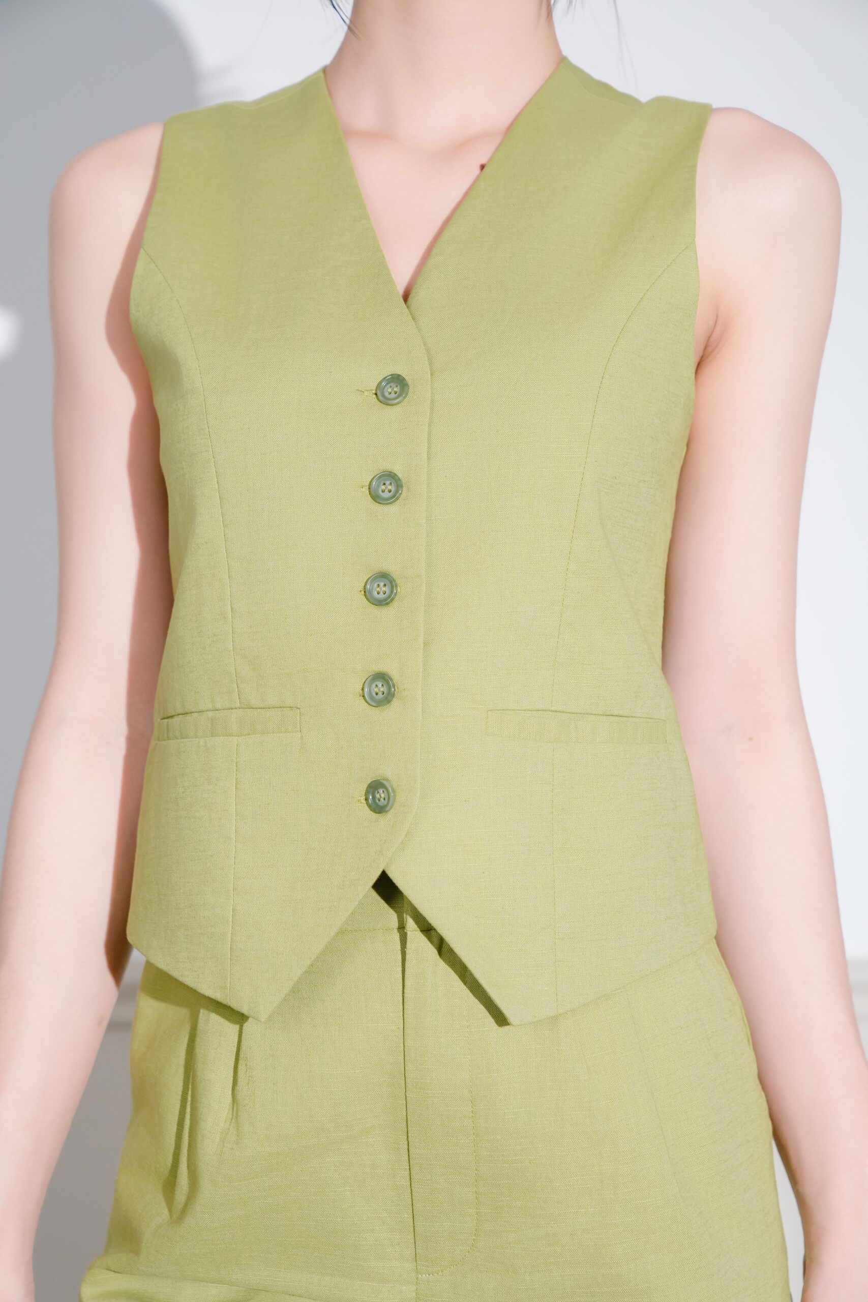 Naomi Linen Waistcoat | Avocado