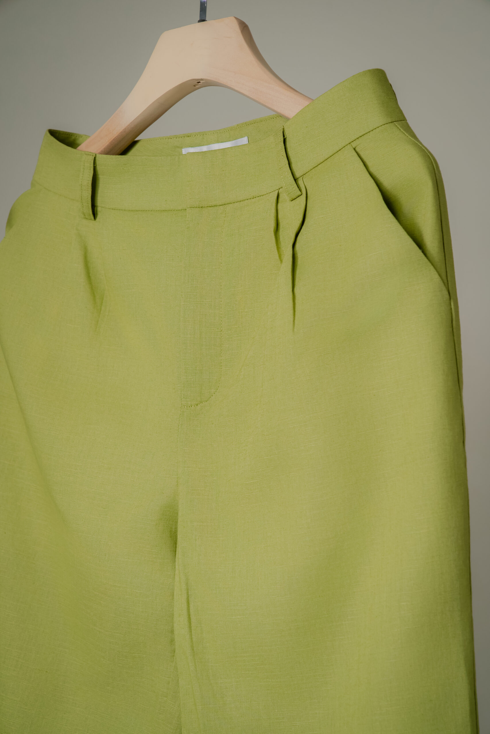 Naomi Linen Trousers | Avocado